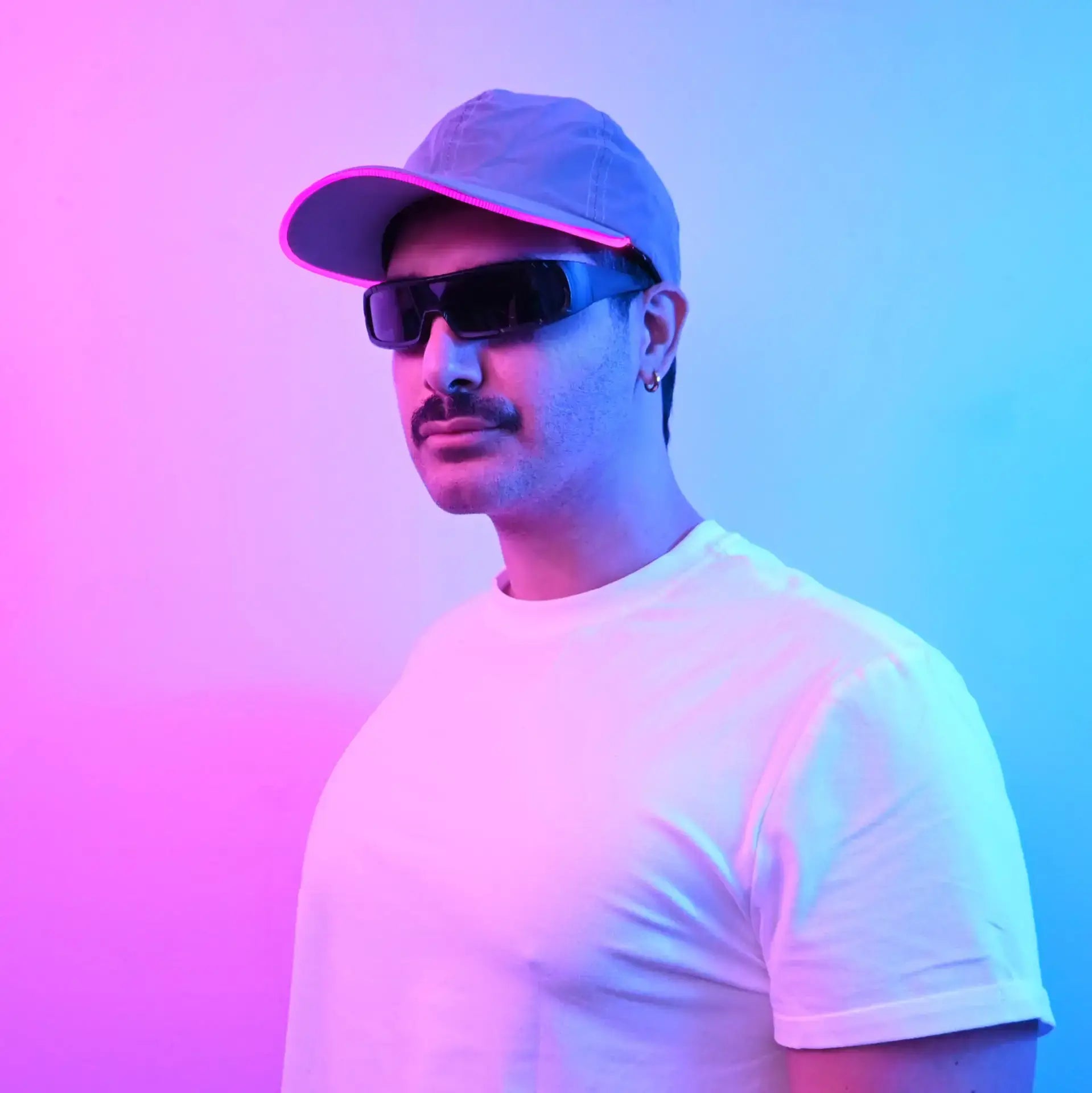 Reflective LED Baseball Cap - 7 Colors image 8